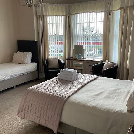 Glenora Guest House Whitby Extérieur photo