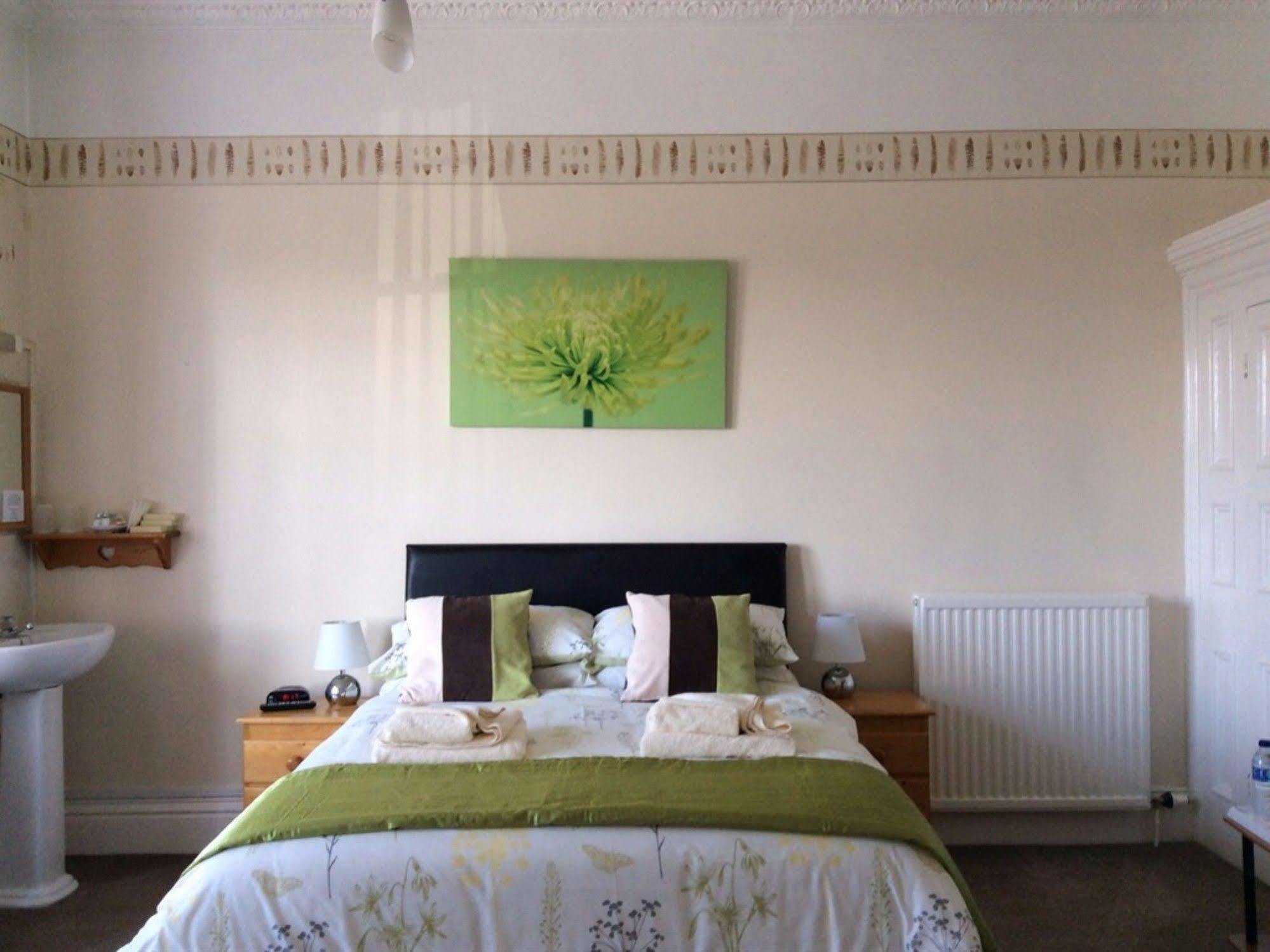 Glenora Guest House Whitby Extérieur photo