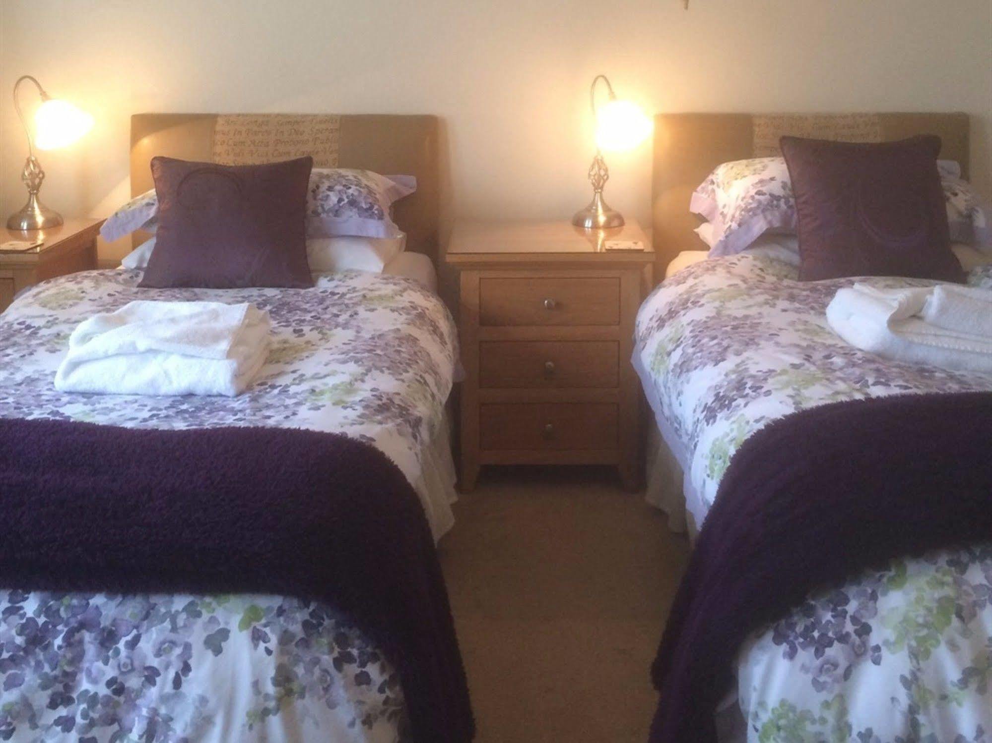 Glenora Guest House Whitby Extérieur photo