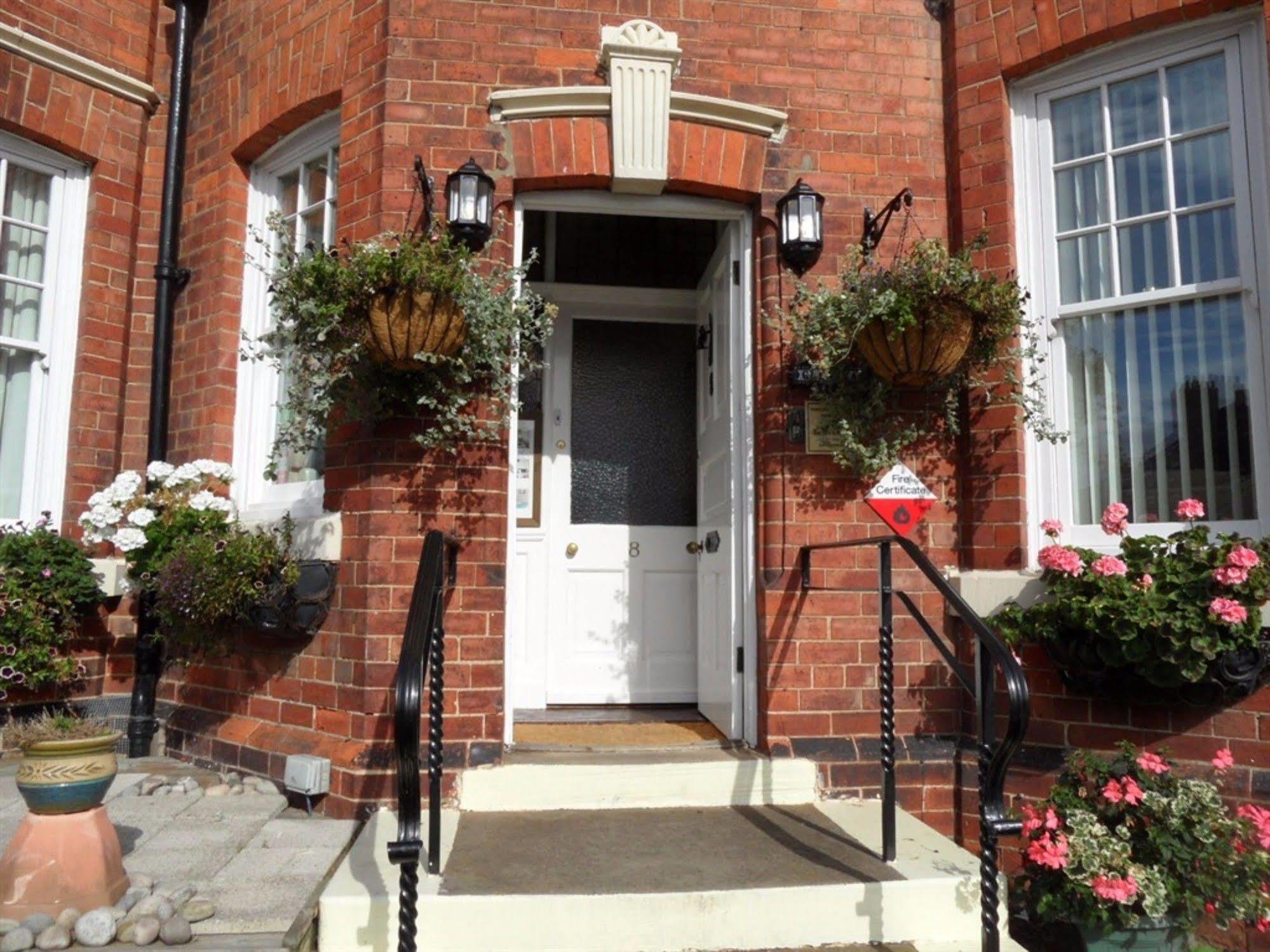 Glenora Guest House Whitby Extérieur photo